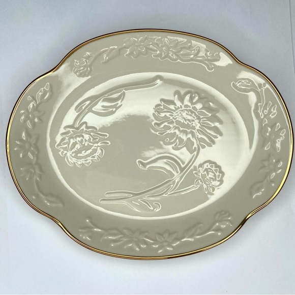 LENOX Set of Two Vanity Dishes - Picture 5 of 9